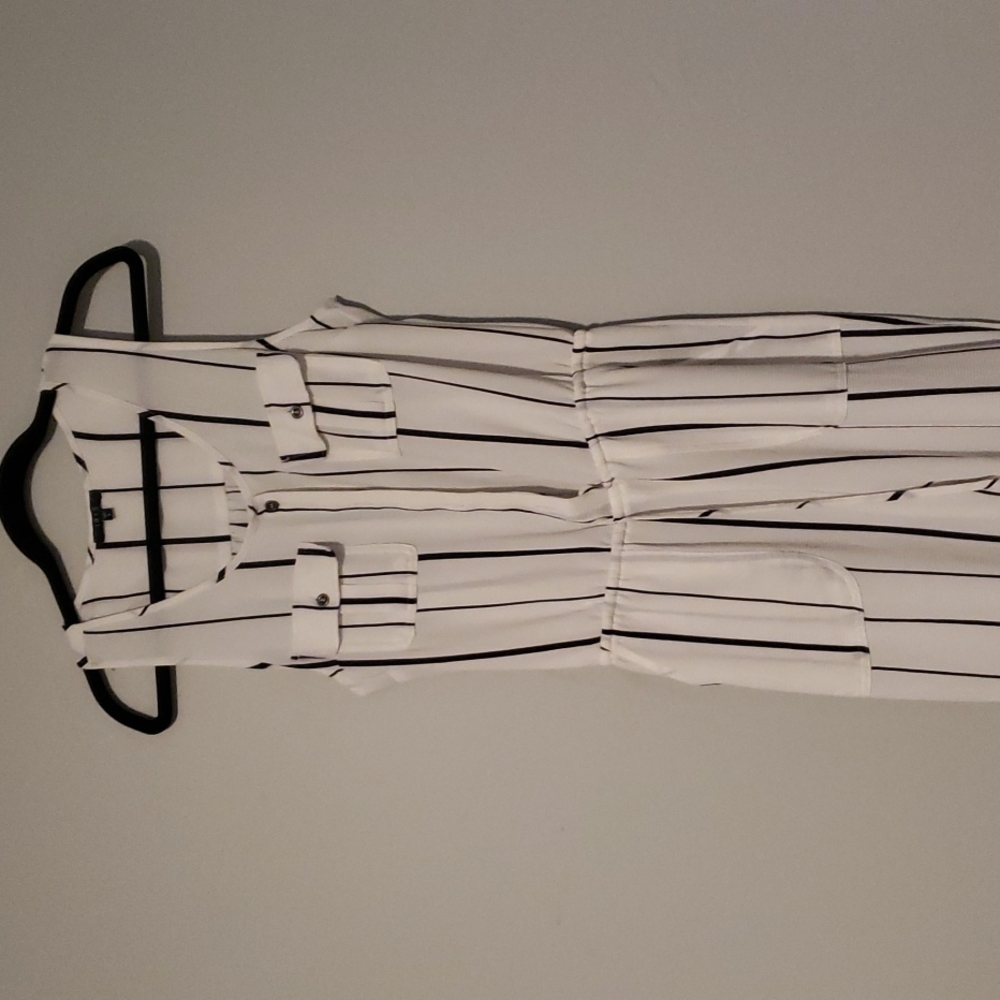 IRIS Size Lg Romper